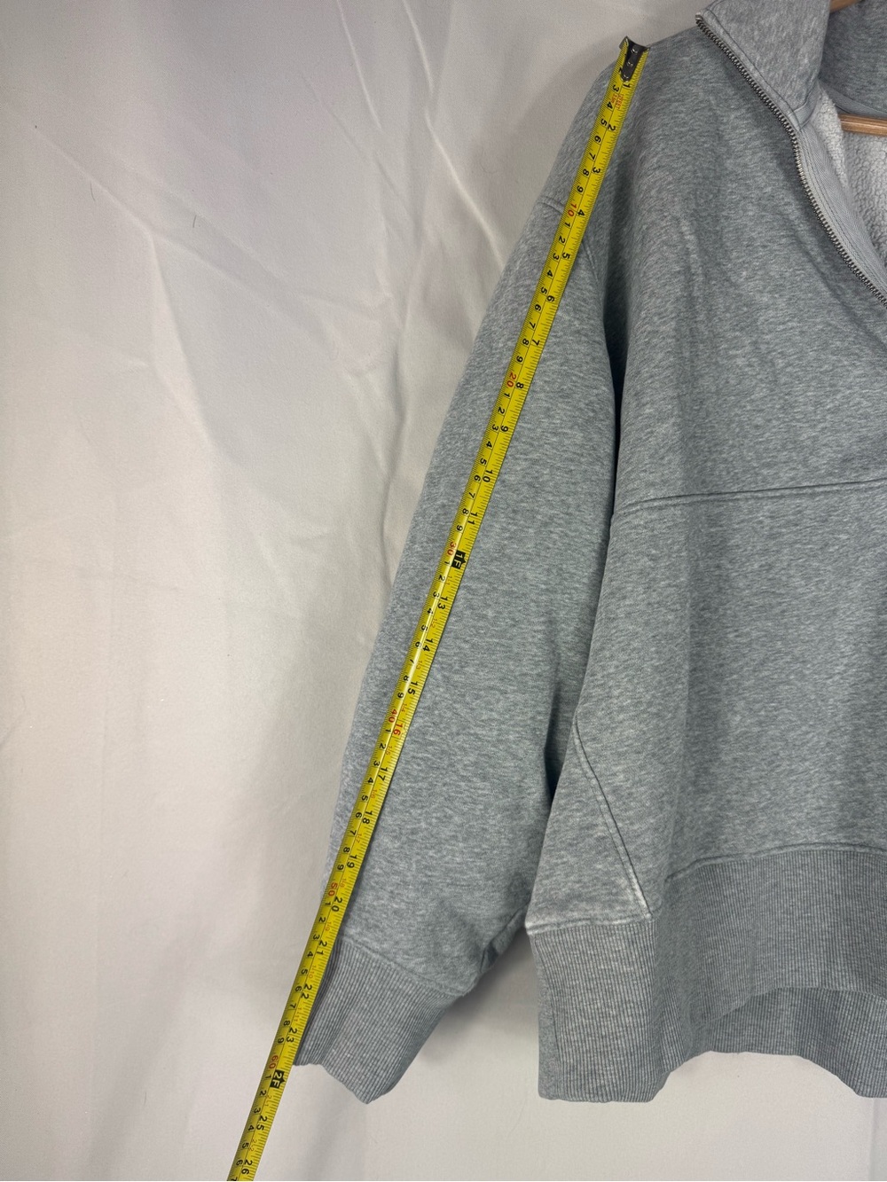 Everlane Light Grey Half-Zip Pullover Sweatshirt - Picture 2 of 9